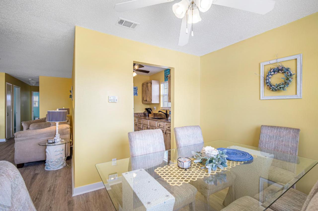 Coral Breeze By Albvr - Pet Friendly 3br, 2ba House - Just Steps To The * Fort Morgan