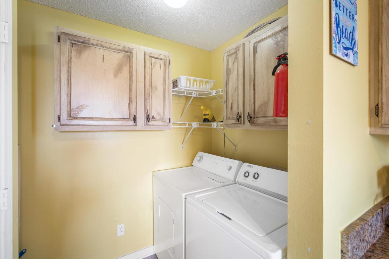 Coral Breeze By Albvr - Pet Friendly 3br, 2ba House - Just Steps To The Holiday home *