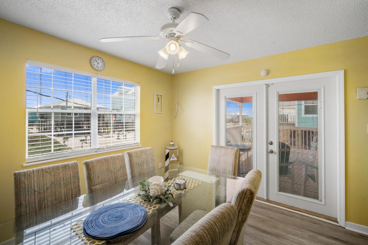 Holiday home Coral Breeze By Albvr - Pet Friendly 3br, 2ba House - Just Steps To The Fort Morgan